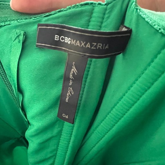 Short strapless BCBG dress - Picture 2 of 3